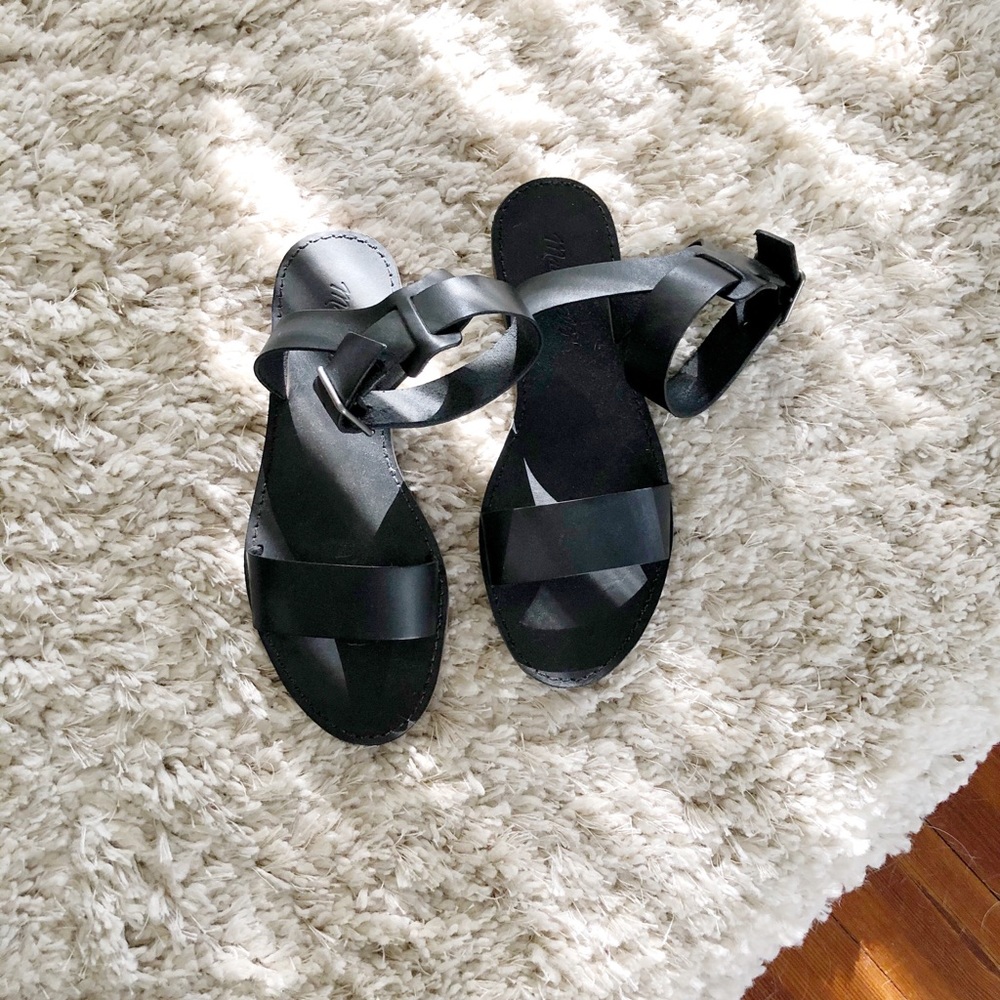 madewell - black sandals